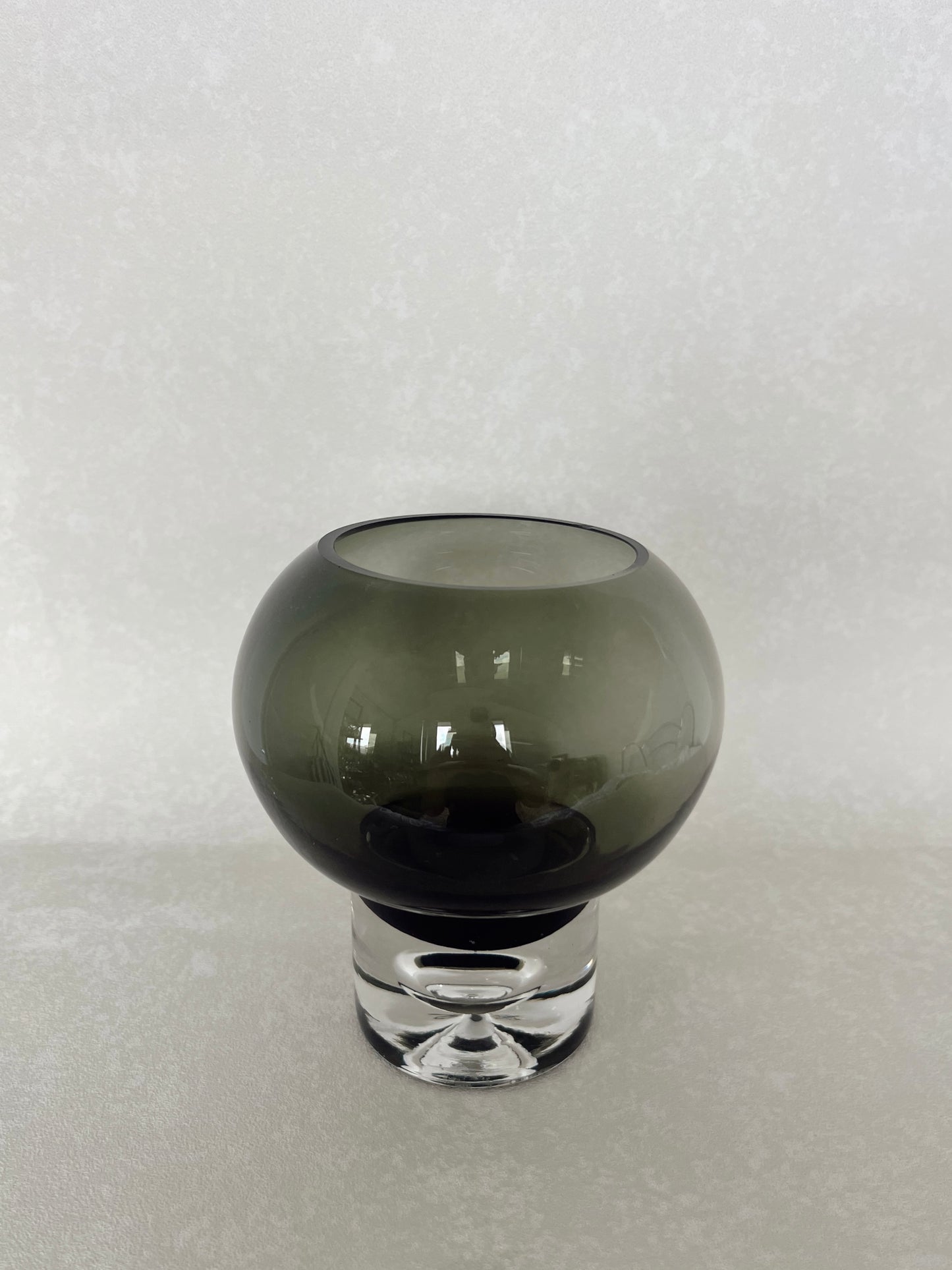 Mid‑Century Scandinavian Art Glass Vase – Smokey Green with Bubble Base